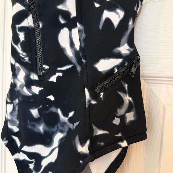 Coco One Piece in Dream State - Picture 10 of 10